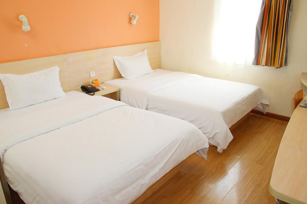 7Days Inn Jiangmen Peng Jiang Qiao North Экстерьер фото